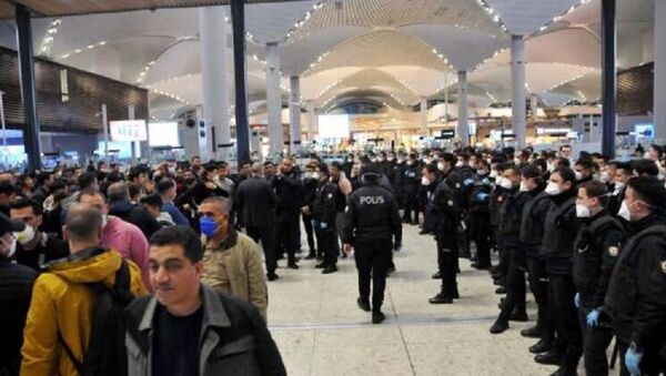 İstanbul Havalimanı'nda bekletilen yabancı yolcular Karabük'e gönderildi - Sputnik Türkiye