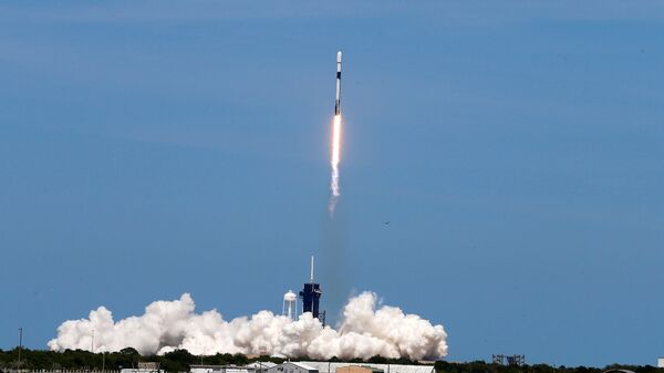 Starlink uydu ağının 6'ncı halkası 60 uydu, SpaceX üretimi Falcon 9 roketiyle ABD'nin Florida eyaletindeki Cape Canaveral Üssü'nden fırlatıldı. - Sputnik Türkiye